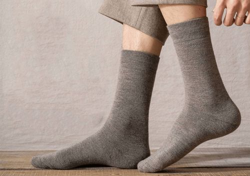 襪子 被忽視的時(shí)尚細(xì)節(jié)，還是品味的敗筆？